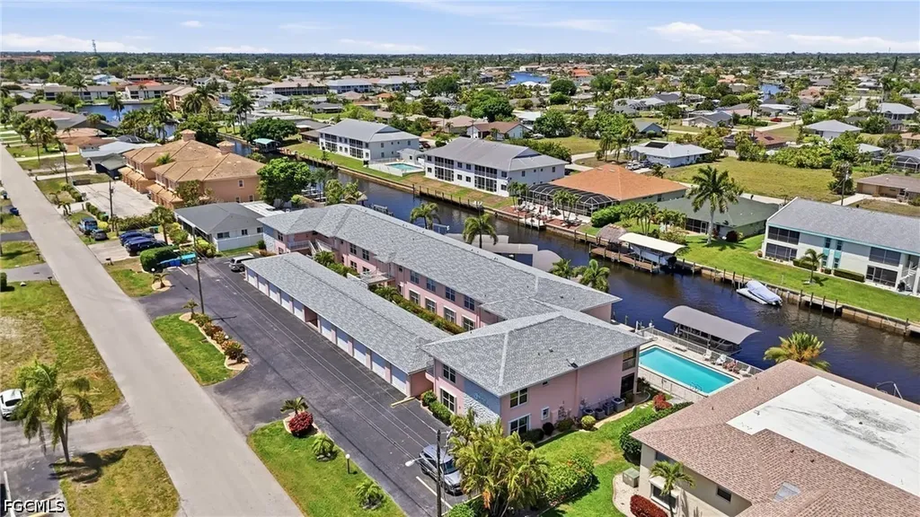 1333 SE 40th Terrace Cape Coral FL 33904