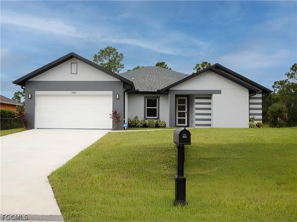 1228 Chrisholm Street Lehigh Acres FL 33974