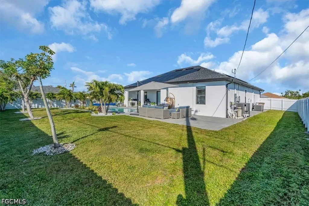 116 SE 5th Place Cape Coral FL 33990