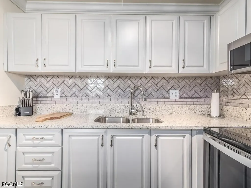 1010 Tropic Terrace North Fort Myers FL 33903
