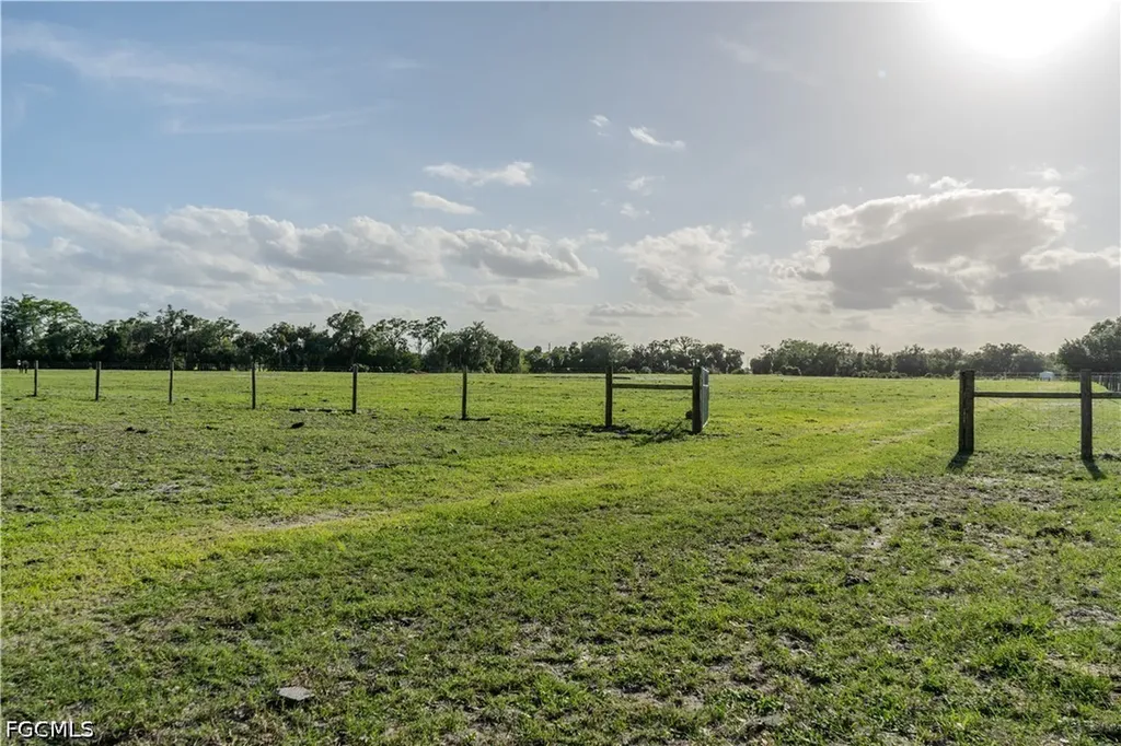515 Norris Road Fort Denaud FL 33935