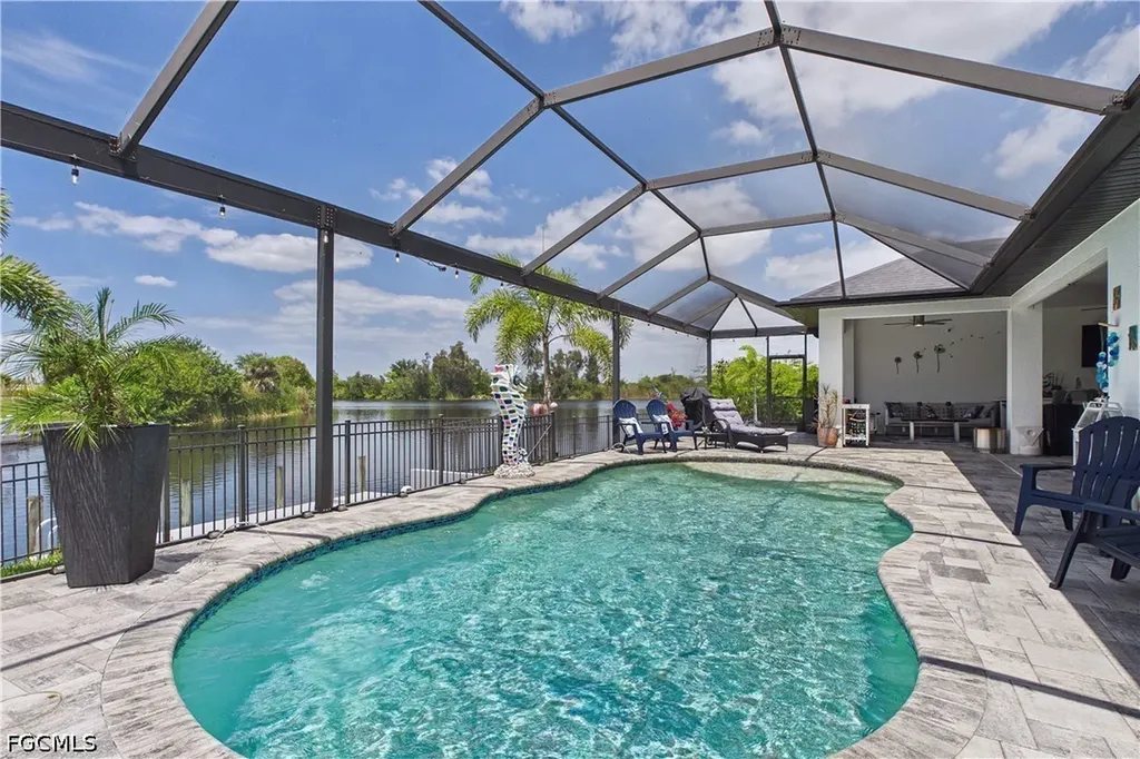200 SW 30th Avenue Cape Coral FL 33991
