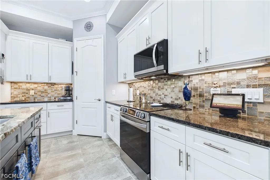 200 SW 30th Avenue Cape Coral FL 33991