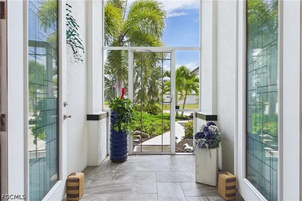 200 SW 30th Avenue Cape Coral FL 33991