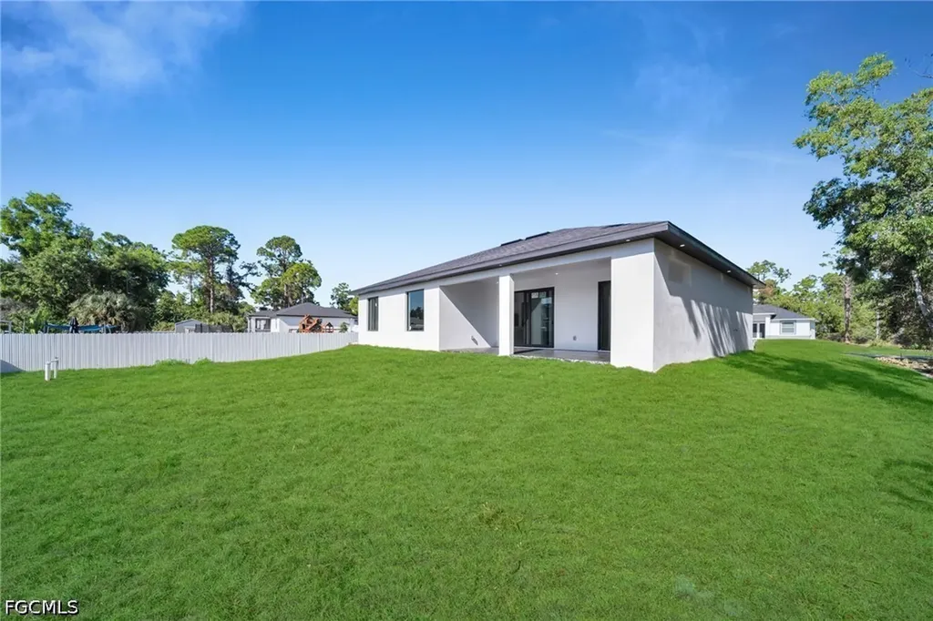 2913 14th Street W Lehigh Acres FL 33971