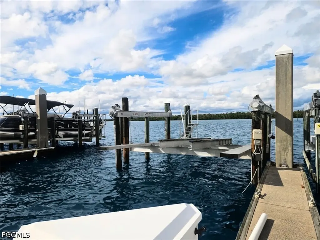 B24 4187 Bay Beach Lane Fort Myers Beach FL 33931