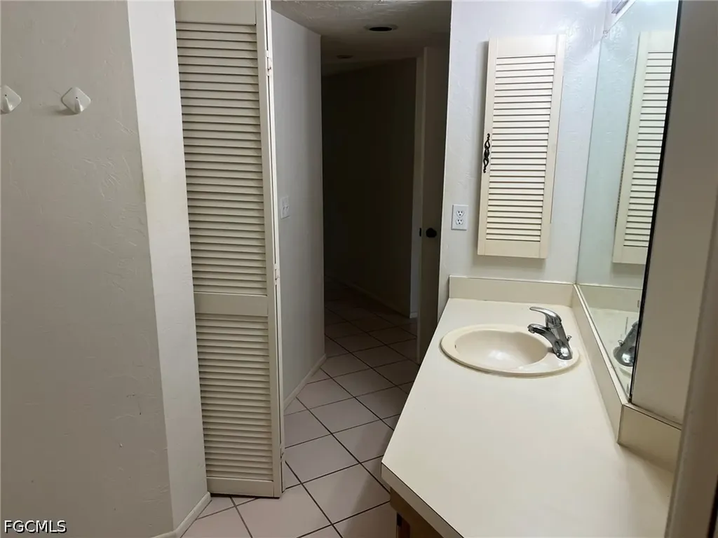 9627 Eaton Gardens Lane Fort Myers FL 33919