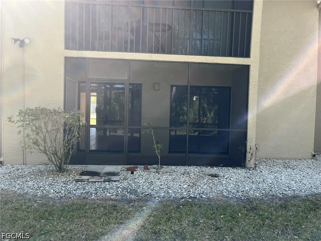 9627 Eaton Gardens Lane Fort Myers FL 33919