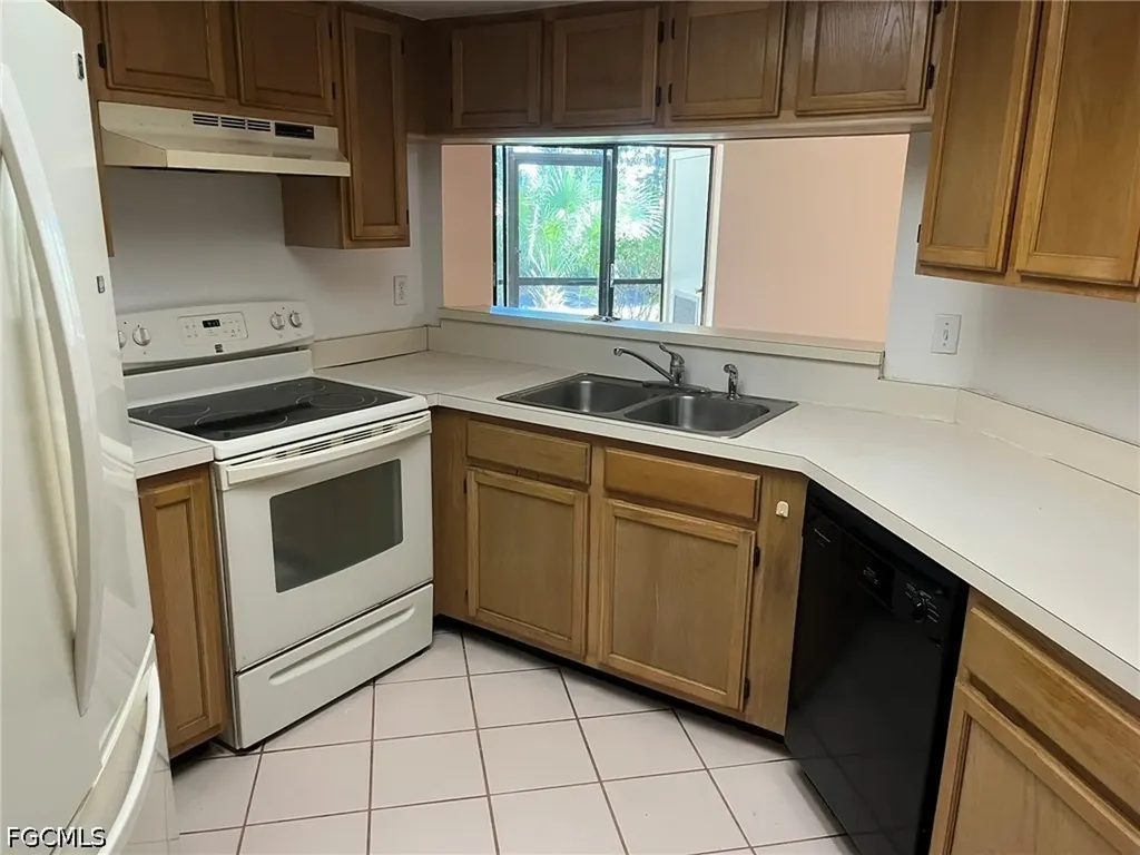 9627 Eaton Gardens Lane Fort Myers FL 33919