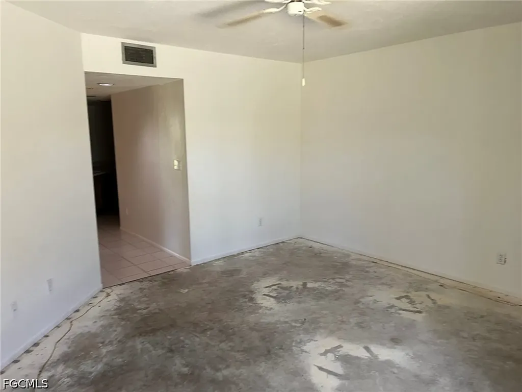 9627 Eaton Gardens Lane Fort Myers FL 33919