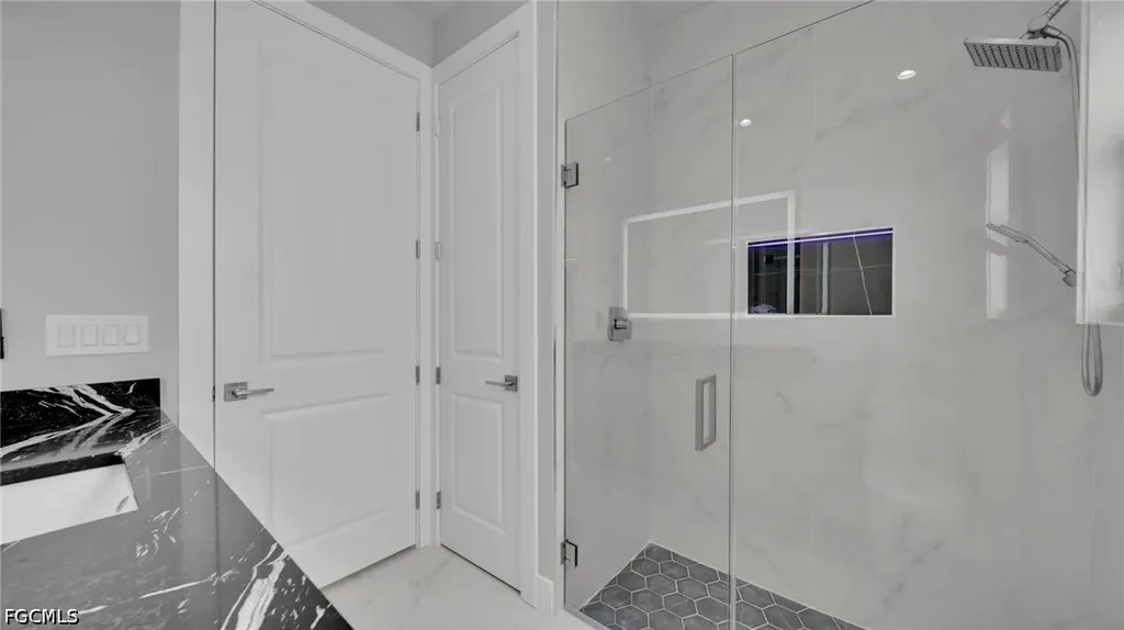 1521 NW 37th Avenue Cape Coral FL 33993