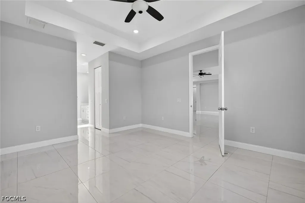 1715 SW 3rd Street Cape Coral FL 33991