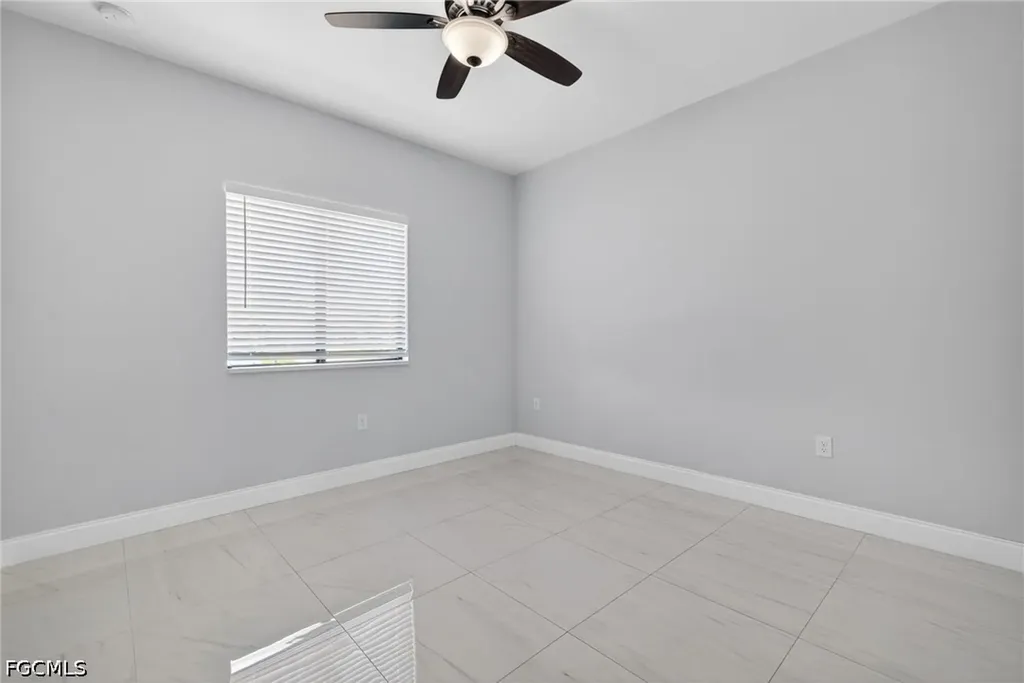 1715 SW 3rd Street Cape Coral FL 33991