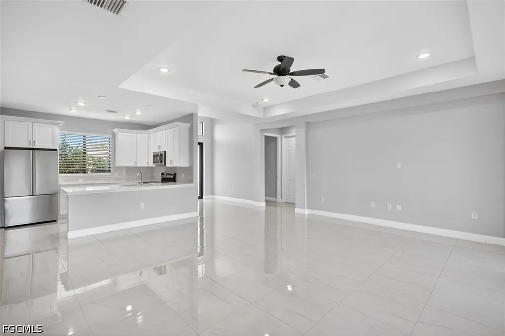 1715 SW 3rd Street Cape Coral FL 33991