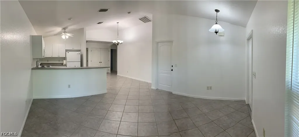 1242 SE 24th Avenue Cape Coral FL 33990