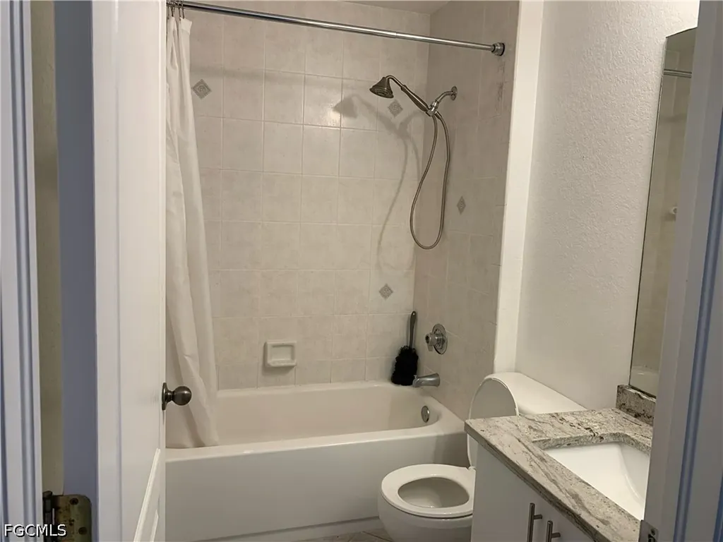 1242 SE 24th Avenue Cape Coral FL 33990