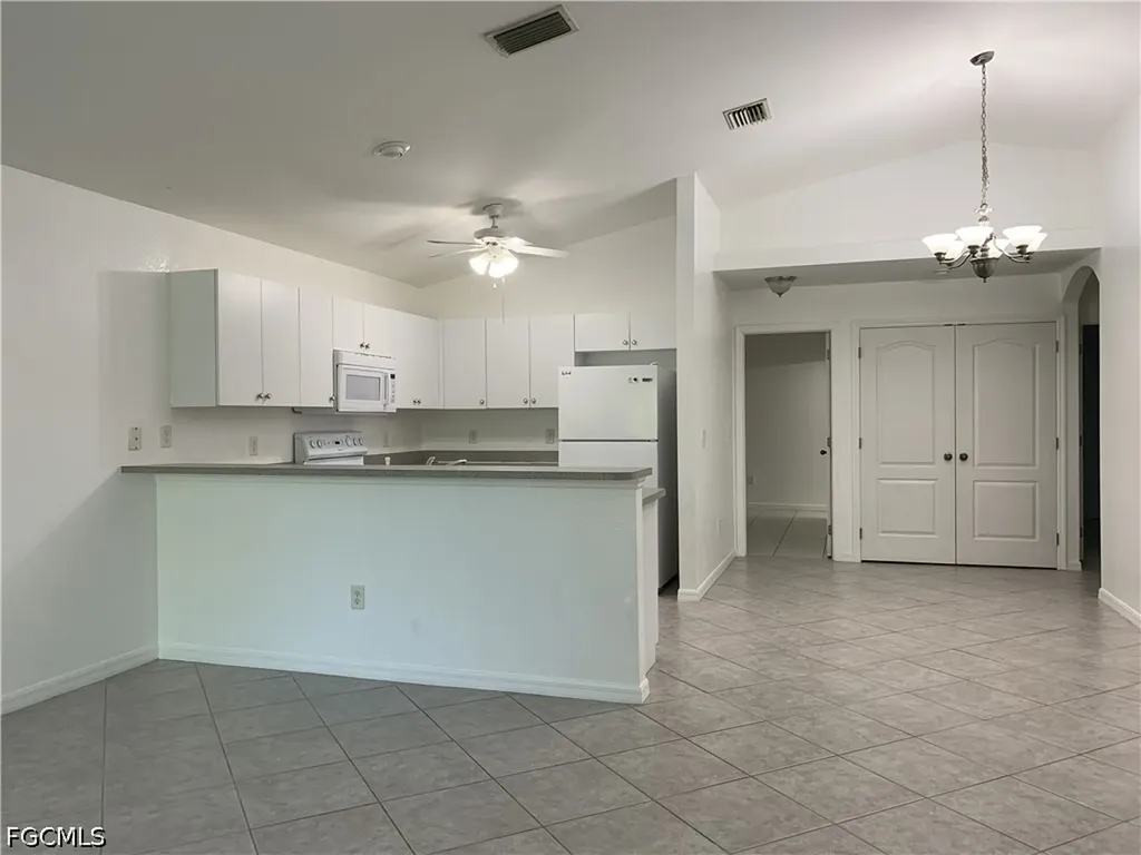 1242 SE 24th Avenue Cape Coral FL 33990