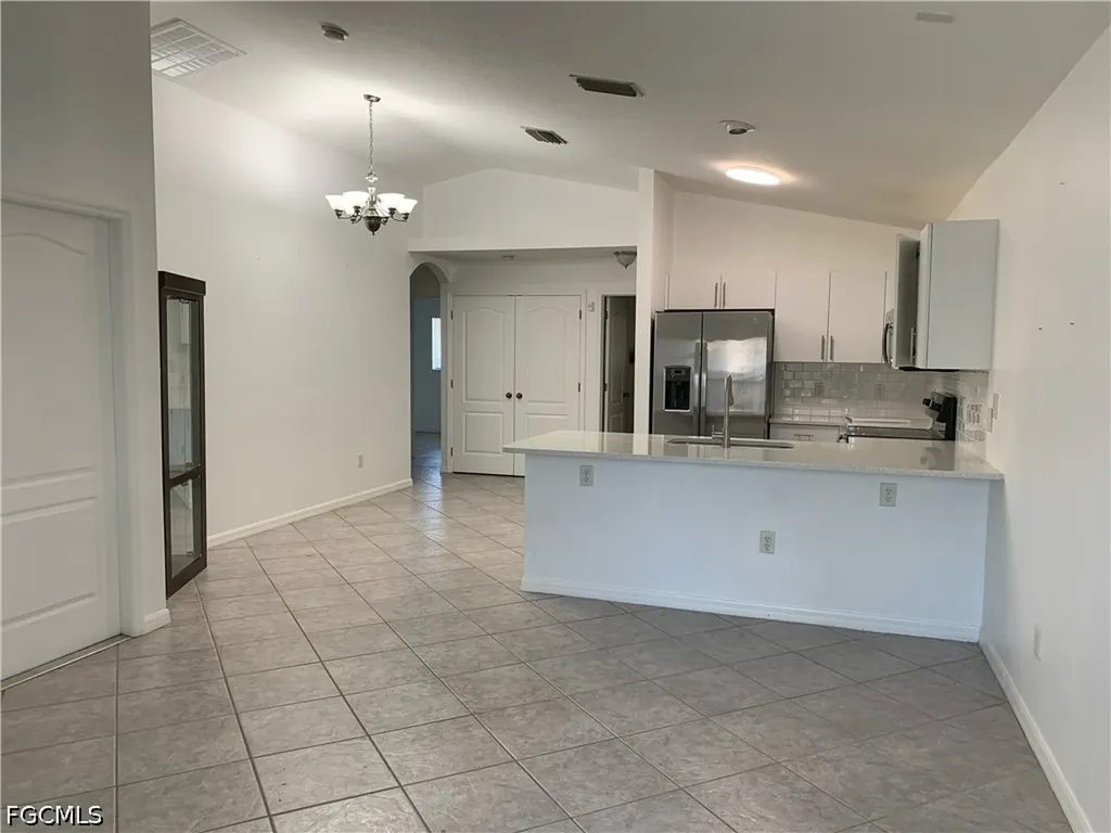 1242 SE 24th Avenue Cape Coral FL 33990