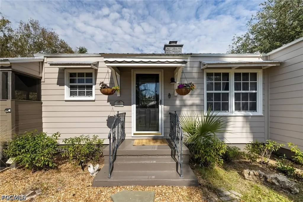 1451 Maravilla Avenue Fort Myers FL 33901