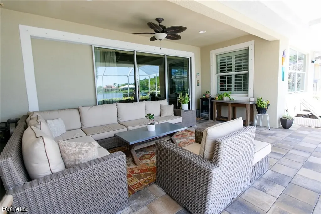 2604 Stonyhill Court Cape Coral FL 33991