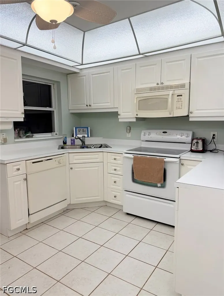 7386 Pine Drive Fort Myers FL 33967