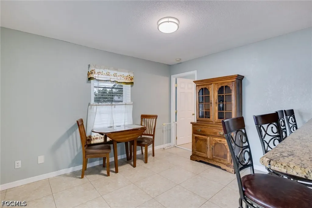321 Santa Barbara Boulevard Cape Coral FL 33991