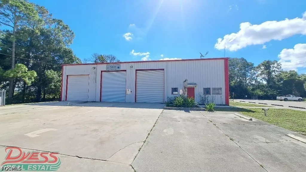 801 Wildwood Avenue Clewiston FL 33440