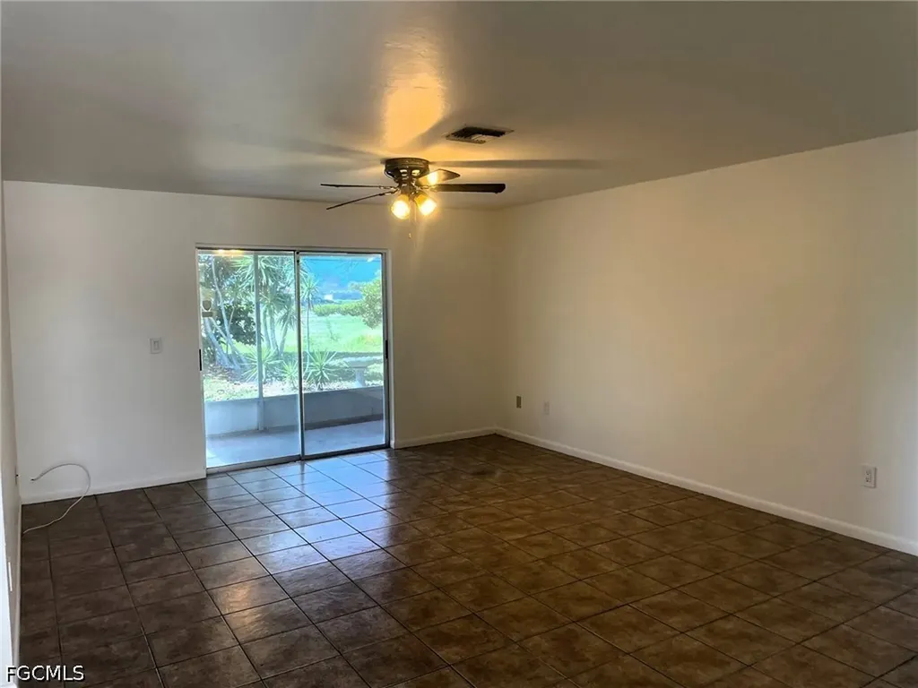 104 SE 16th Place Cape Coral FL 33990