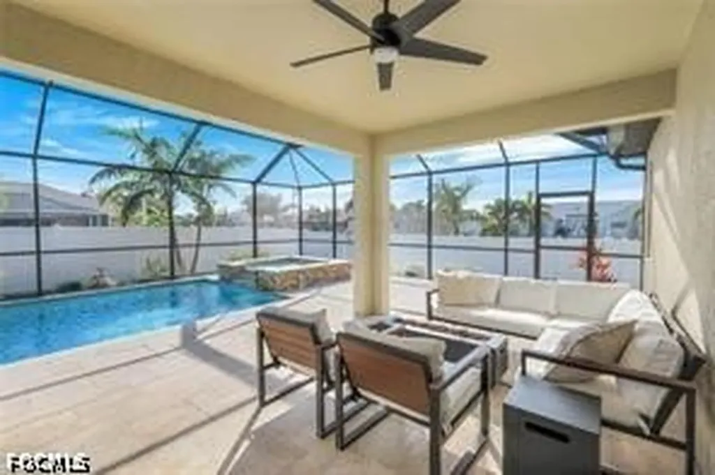 602 SE 22nd Terrace Cape Coral FL 33990