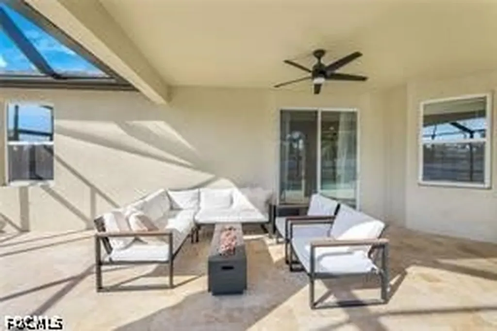 602 SE 22nd Terrace Cape Coral FL 33990