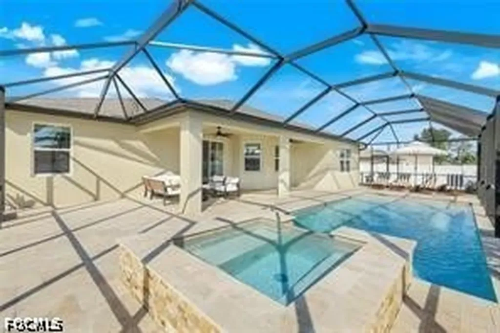 602 SE 22nd Terrace Cape Coral FL 33990