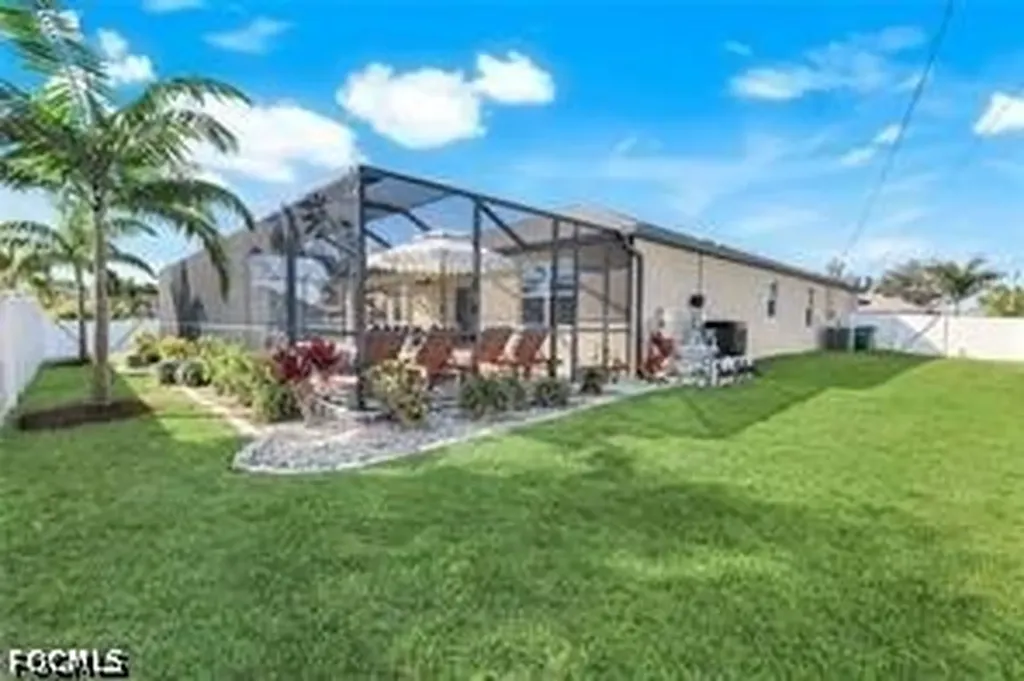 602 SE 22nd Terrace Cape Coral FL 33990