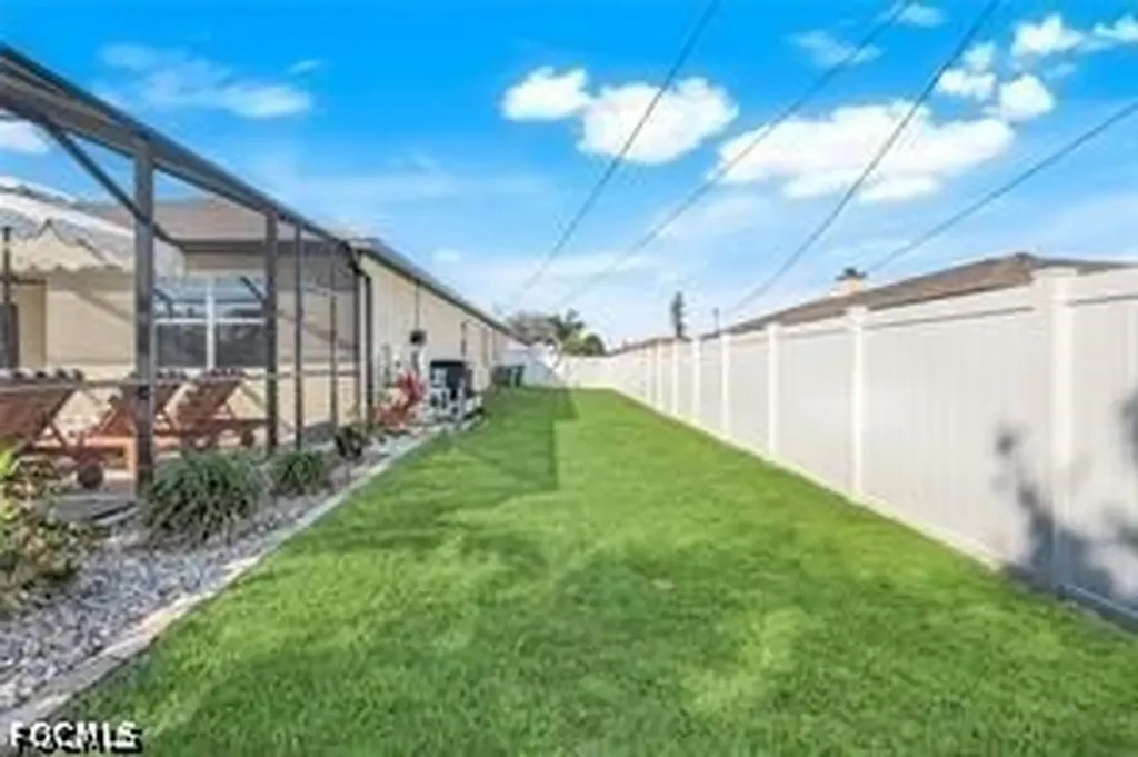 602 SE 22nd Terrace Cape Coral FL 33990