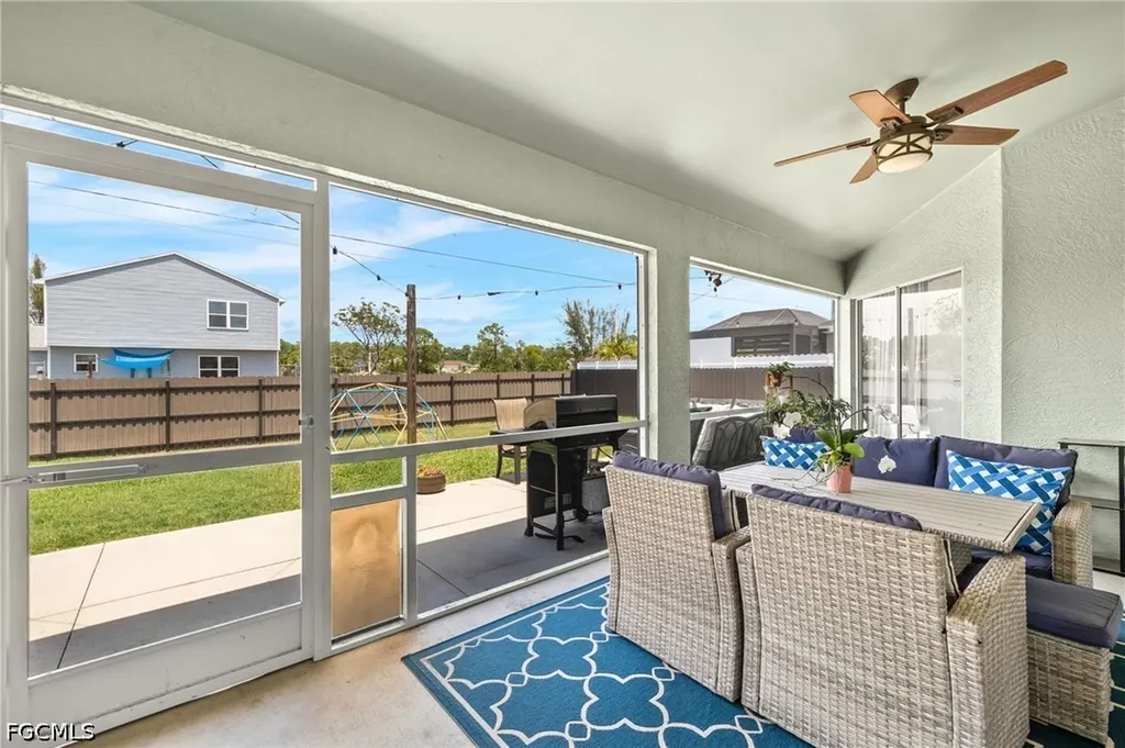 309 NE 30th Terrace Cape Coral FL 33909