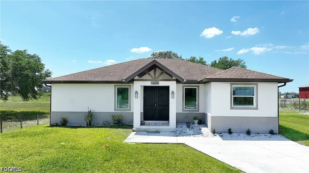 7655 17th Place Labelle FL 33935