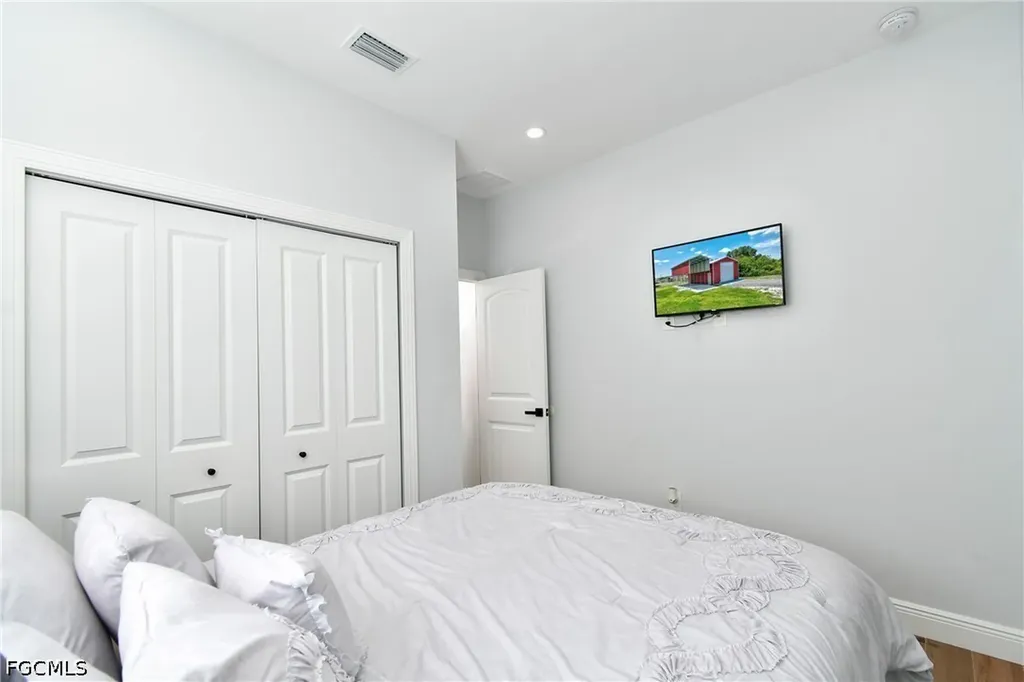 7655 17th Place Labelle FL 33935