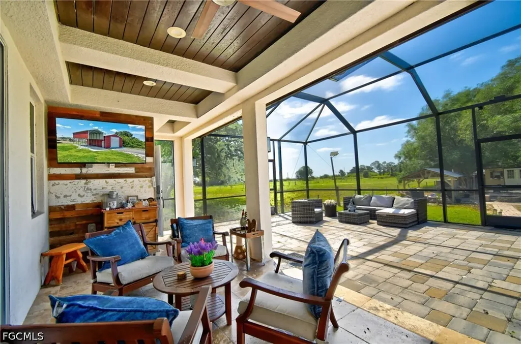 7655 17th Place Labelle FL 33935