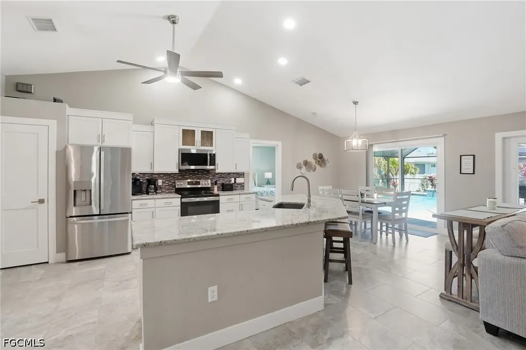 2103 SW 30th Terrace Cape Coral FL 33914