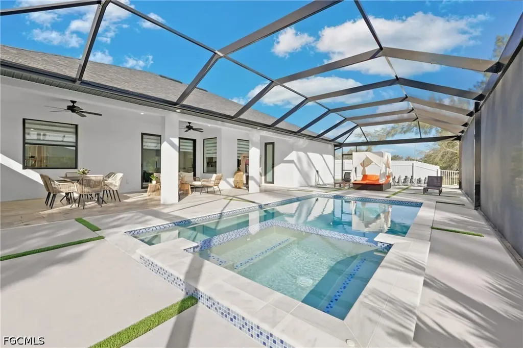 234 SW 26th Street Cape Coral FL 33914