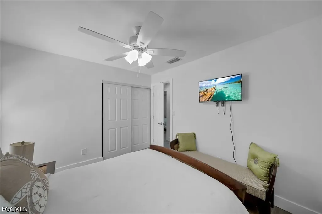 4118 SE 3rd Avenue Cape Coral FL 33904