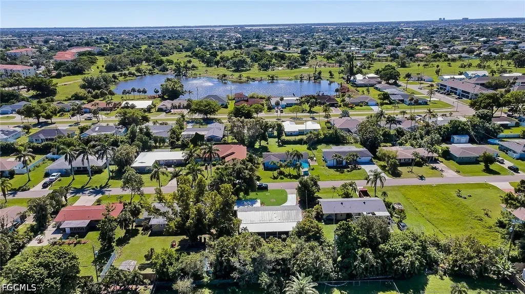 4118 SE 3rd Avenue Cape Coral FL 33904