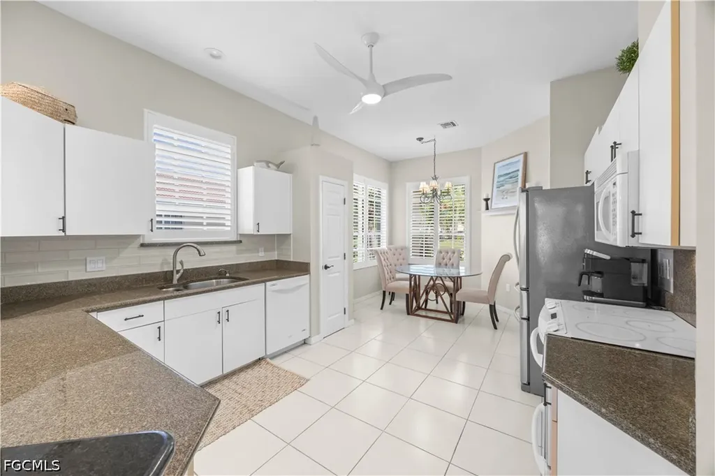 5472 Peppertree Drive Fort Myers FL 33908