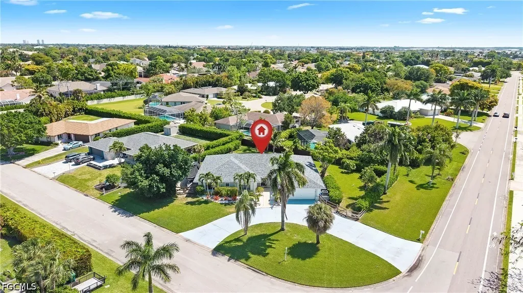 Fort Myers FL, 1513 Manchester Boulevard