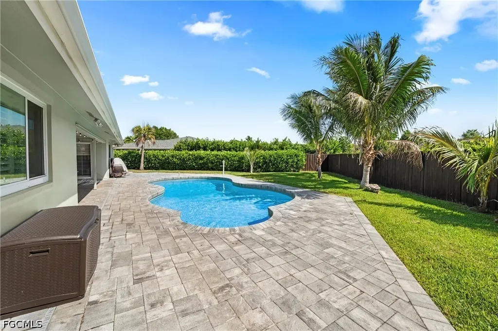 1513 Manchester Boulevard Fort Myers FL 33919
