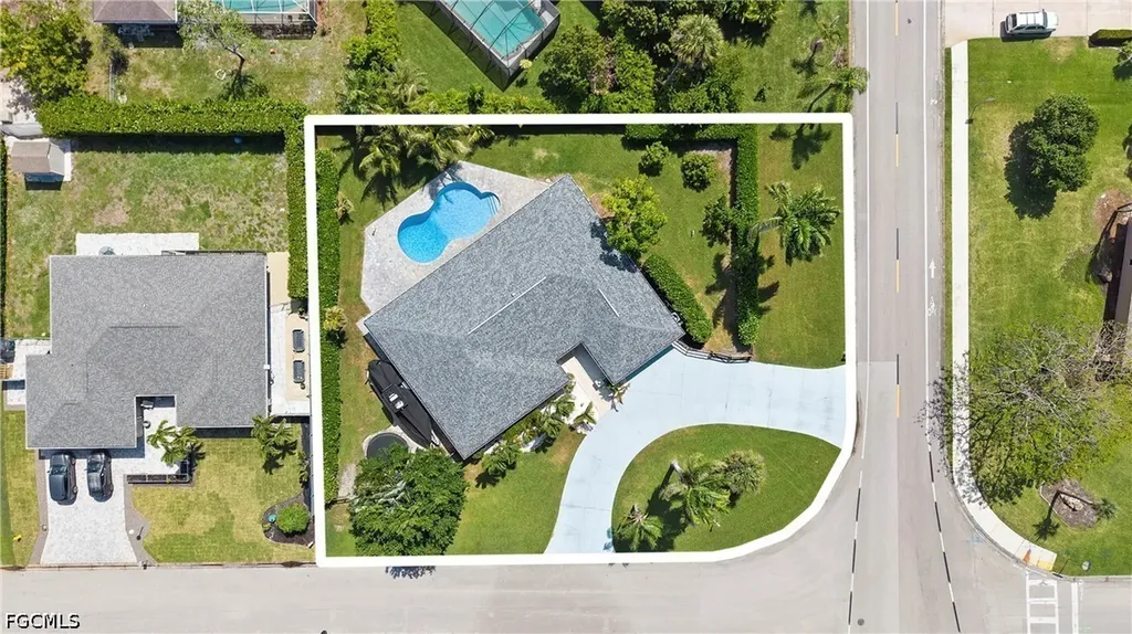 1513 Manchester Boulevard Fort Myers FL 33919
