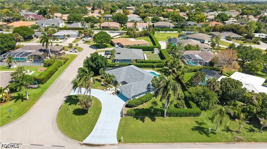 1513 Manchester Boulevard Fort Myers FL 33919