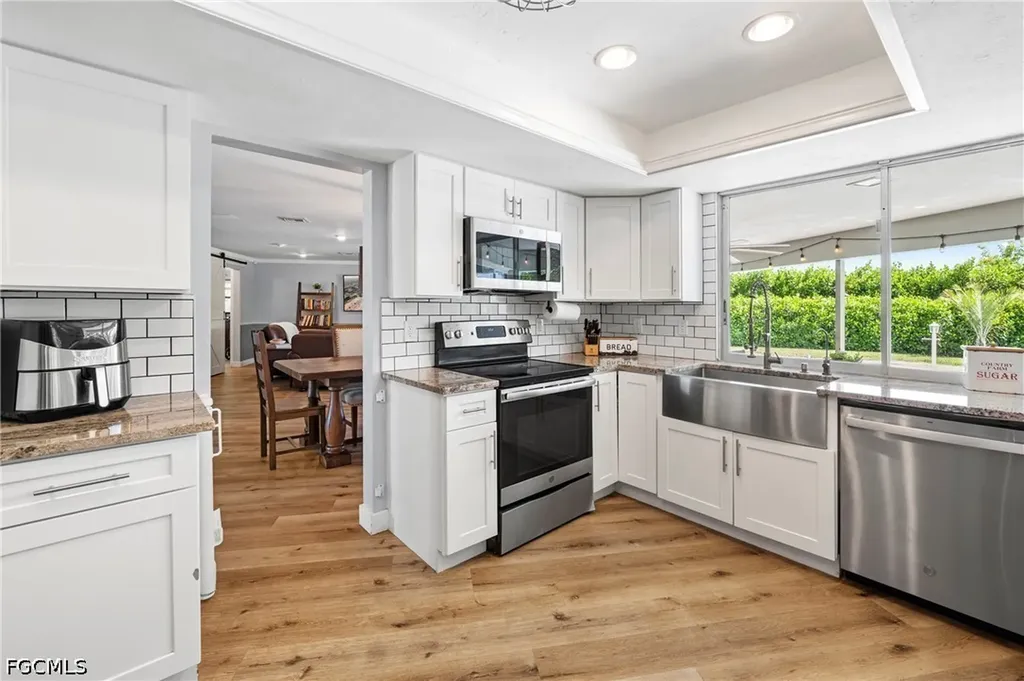 1513 Manchester Boulevard Fort Myers FL 33919