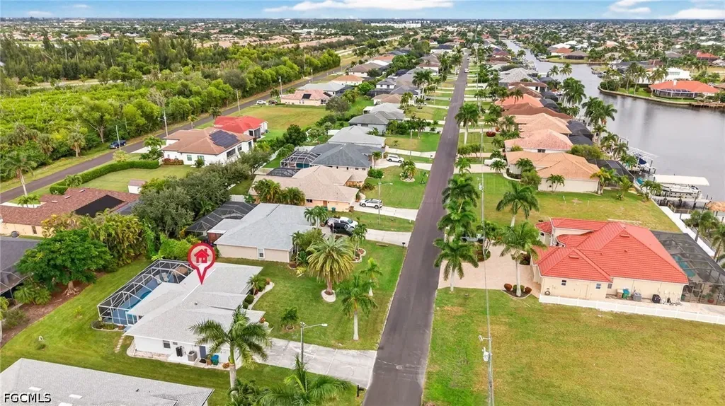 2919 SW 25th Street Cape Coral FL 33914