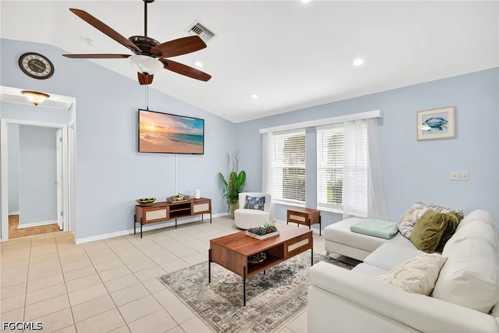 2919 SW 25th Street Cape Coral FL 33914