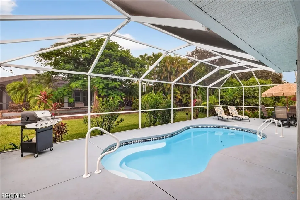 2919 SW 25th Street Cape Coral FL 33914
